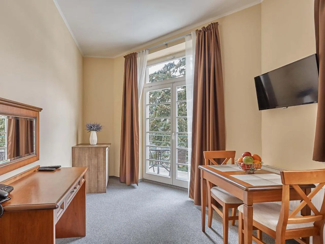 Akropolis Apart Hotel Karlovy Vary Aparthotel